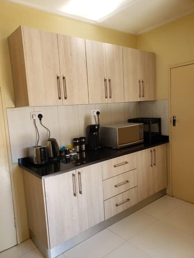 Kasuda Three Bedrooms House In 리빙스턴 외부 사진