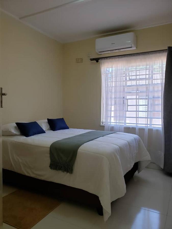 Kasuda Three Bedrooms House In 리빙스턴 외부 사진